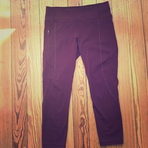 Garnet crop leggings